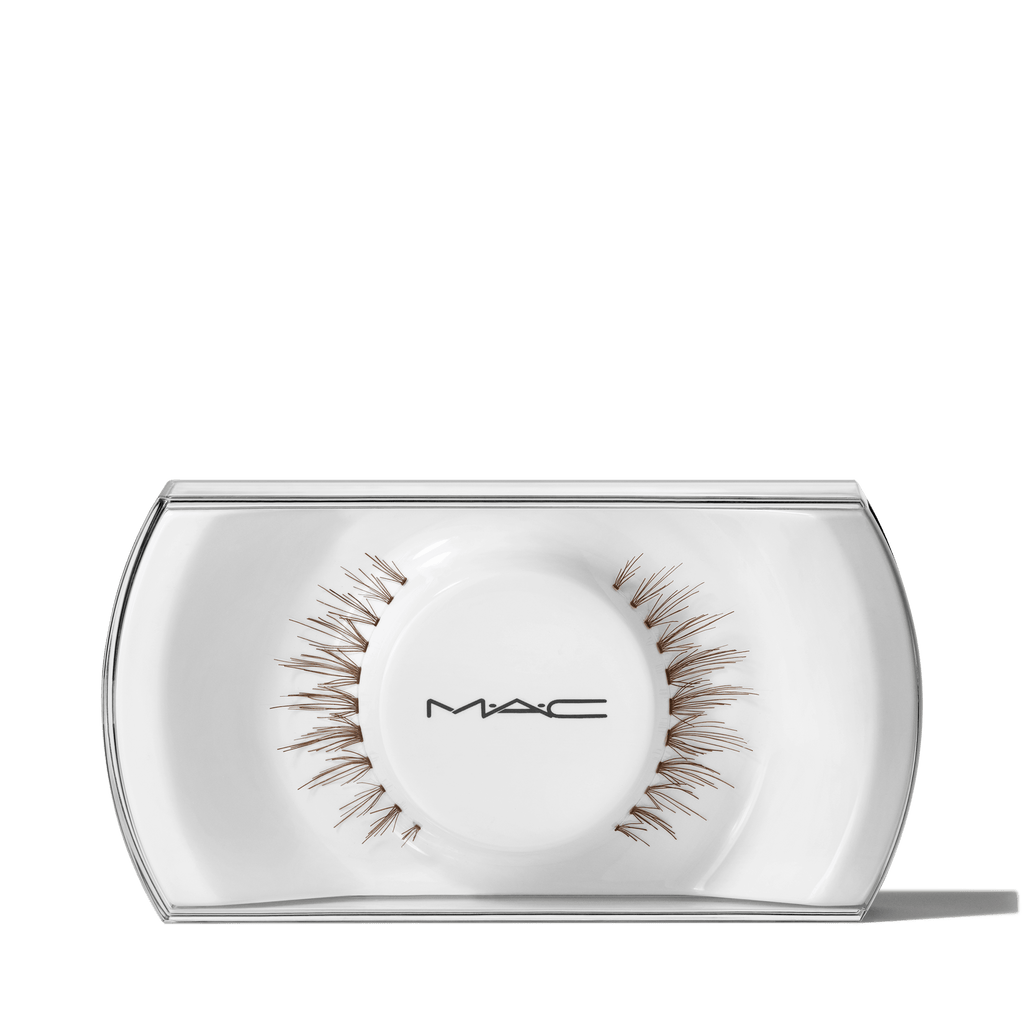 M·A·C LASH / 33 Ingenue Lash | Fresh Daily Favorite
