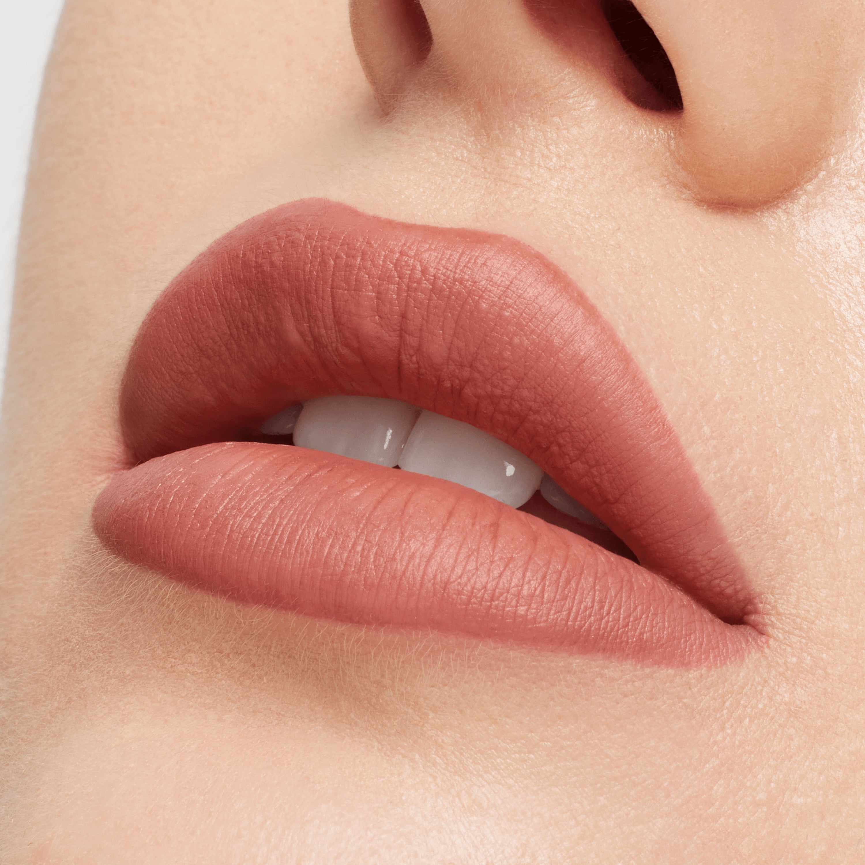 M·A·CXIMAL SILKY MATTE VIVA GLAM LIPSTICK | Fresh Routine Favorite