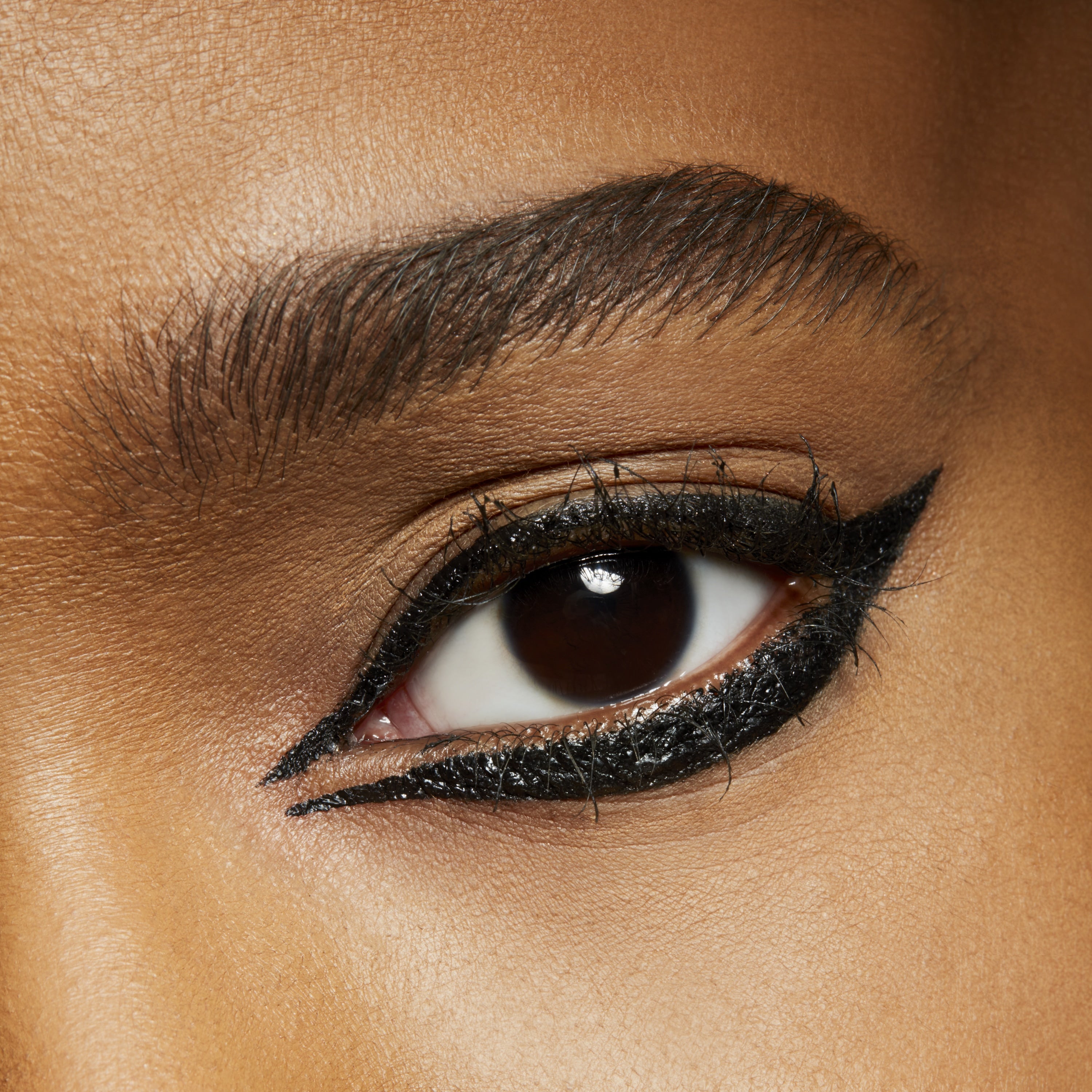 Liquidlast 24-Hour Waterproof Liner | Fresh Daily Favorite