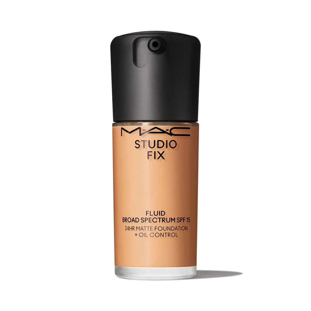 Studio Fix Fluid SPF 15 24HR Matte Foundation + Oil Control | Fresh Routine Favorite