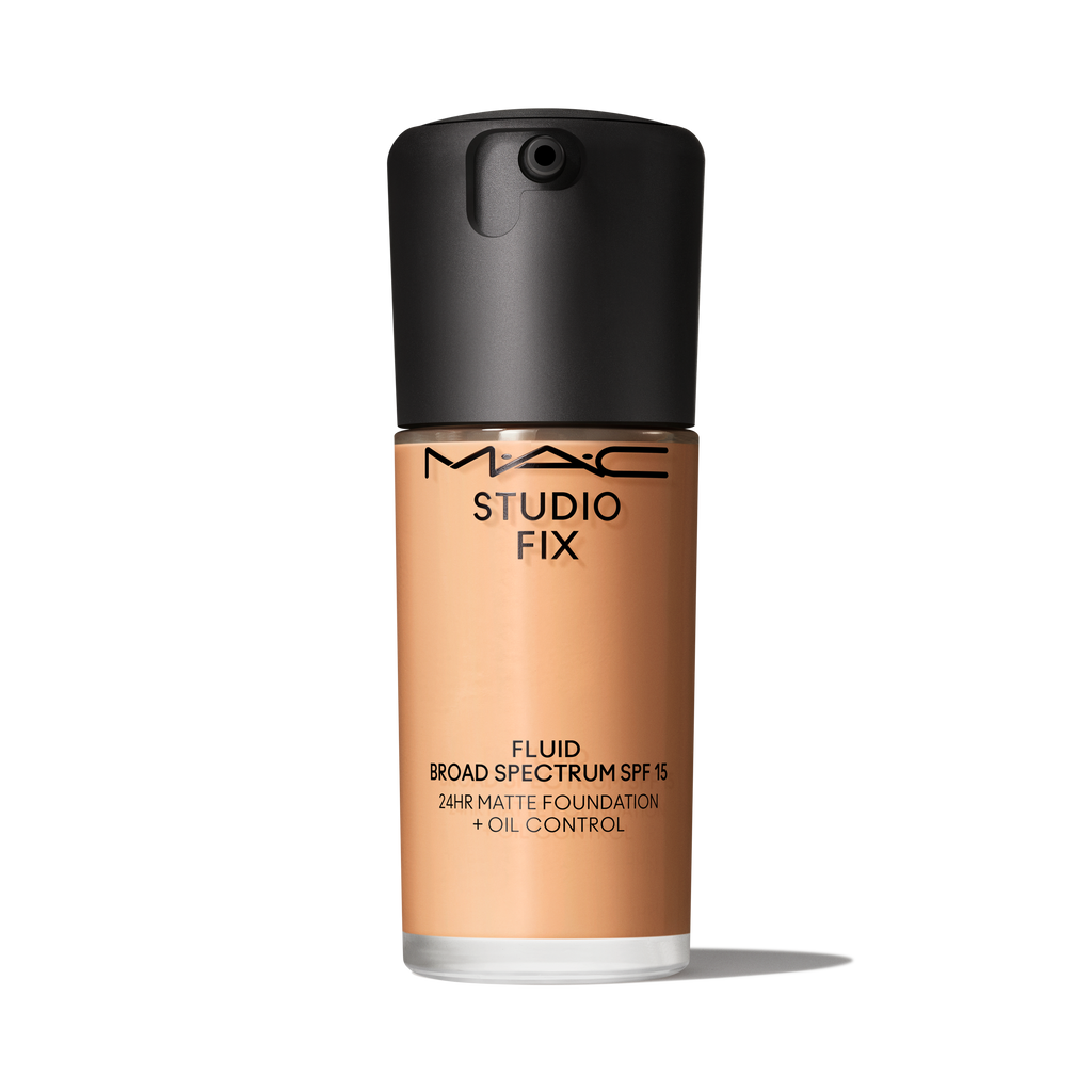 Studio Fix Fluid SPF 15 24HR Matte Foundation + Oil Control | Fresh Routine Favorite