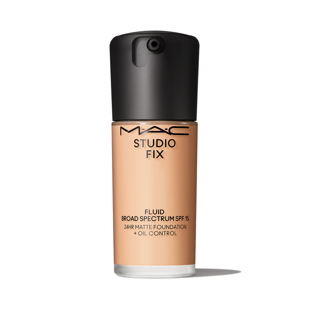 Studio Fix Fluid SPF 15 24HR Matte Foundation + Oil Control | Fresh Routine Favorite