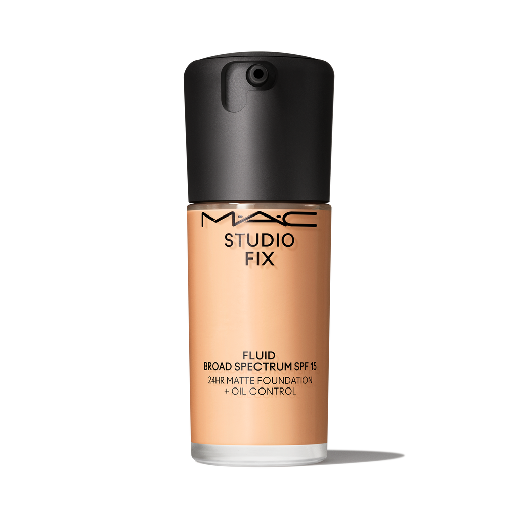 Studio Fix Fluid SPF 15 24HR Matte Foundation + Oil Control | Fresh Routine Favorite