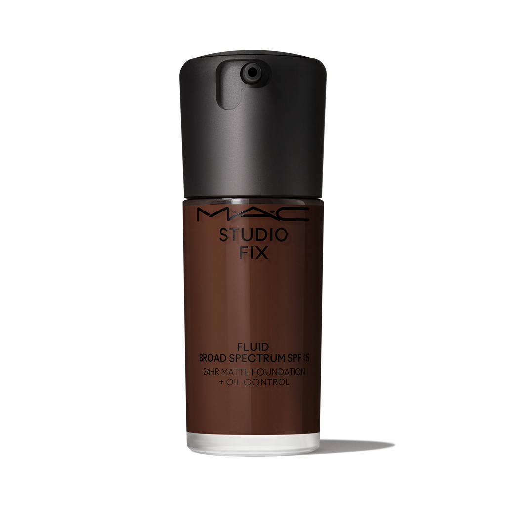 Studio Fix Fluid SPF 15 24HR Matte Foundation + Oil Control | Fresh Routine Favorite
