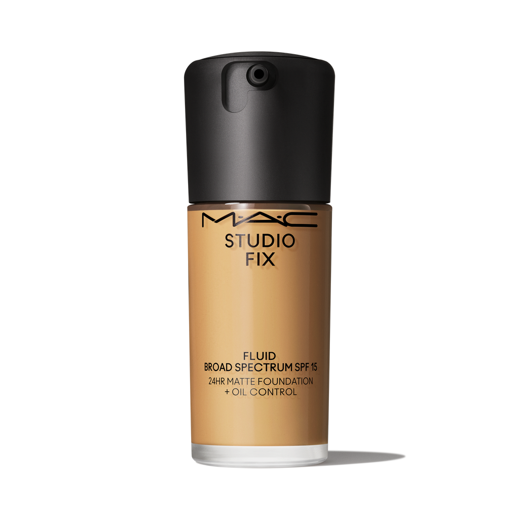 Studio Fix Fluid SPF 15 24HR Matte Foundation + Oil Control | Fresh Routine Favorite