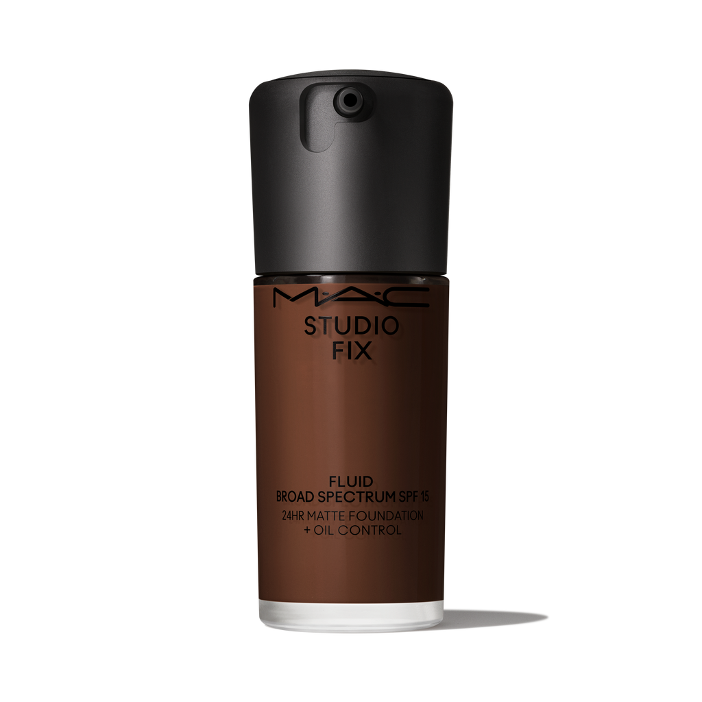 Studio Fix Fluid SPF 15 24HR Matte Foundation + Oil Control | Fresh Routine Favorite