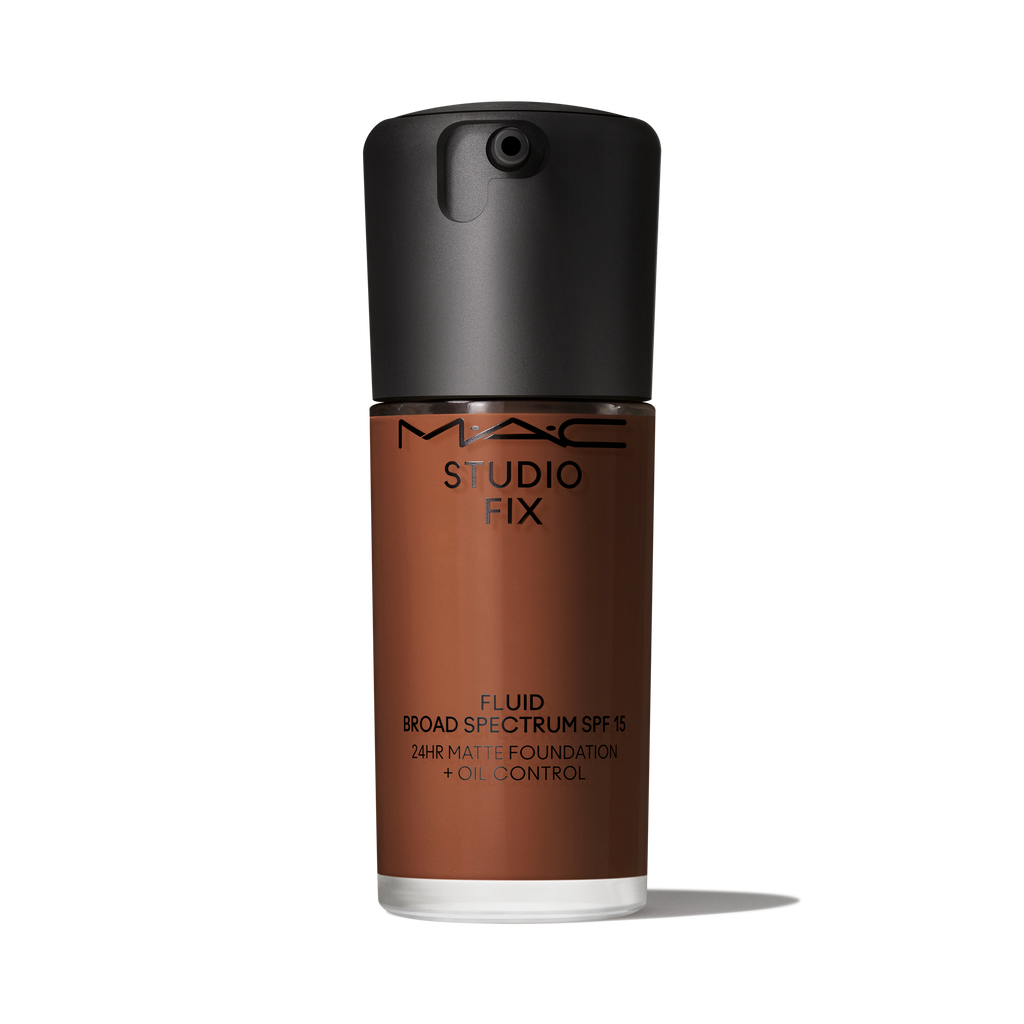 Studio Fix Fluid SPF 15 24HR Matte Foundation + Oil Control | Fresh Routine Favorite