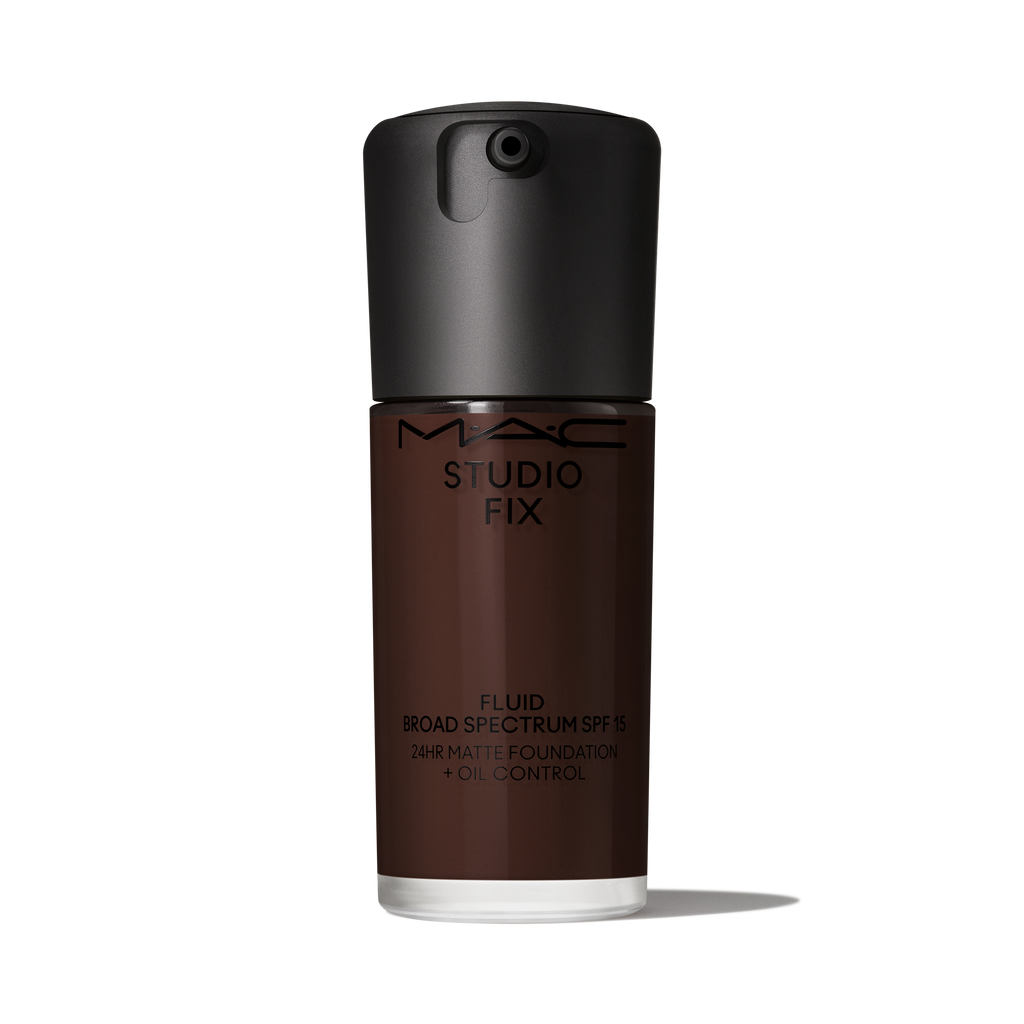 Studio Fix Fluid SPF 15 24HR Matte Foundation + Oil Control | Fresh Routine Favorite